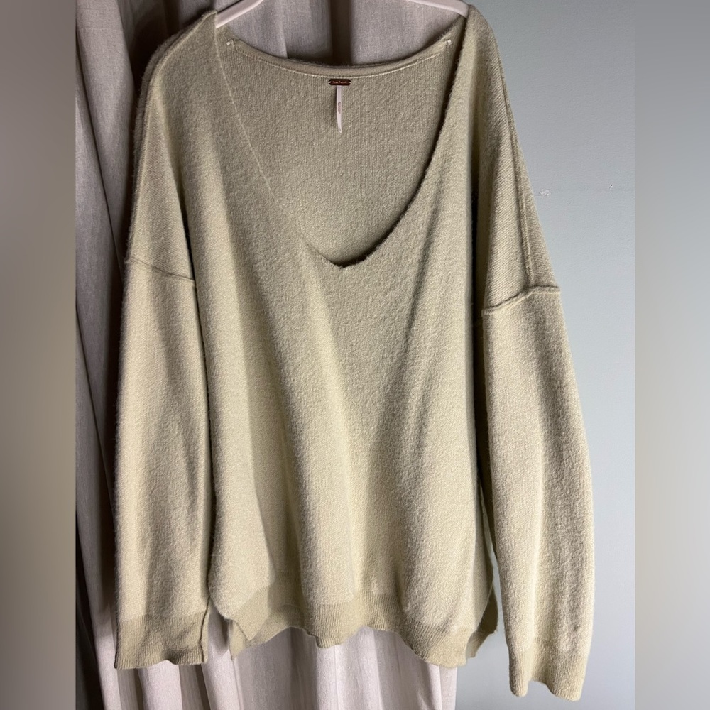 Free people sweater